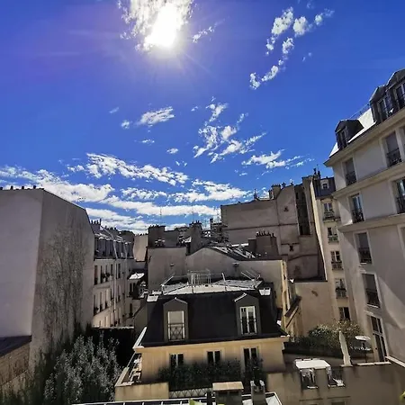 Joli Cocon Avec Terrasse Dans Le Marais * 巴黎