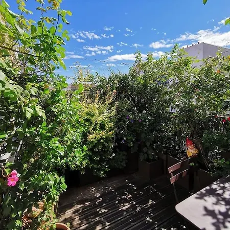 公寓 Joli Cocon Avec Terrasse Dans Le Marais